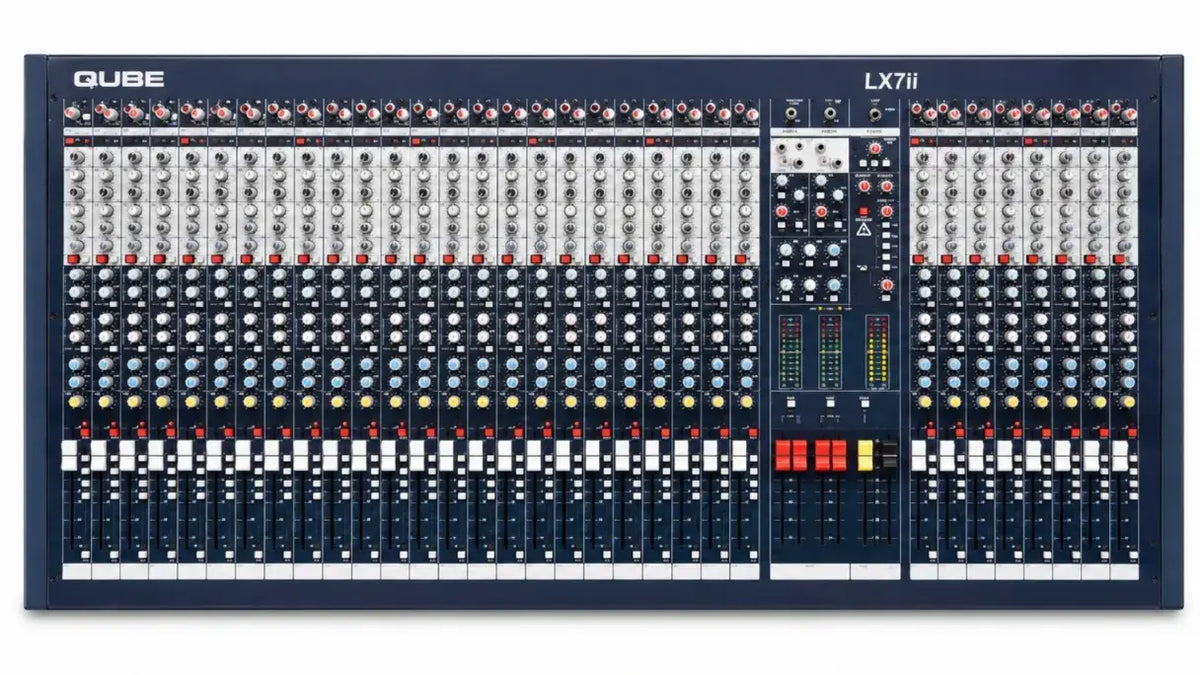 Qube LX7ii Series Professional 32 Channel Mixing Console